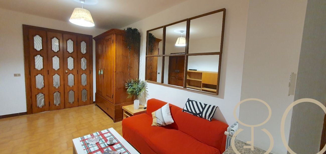 TRILOCALE CON TERRAZZO 