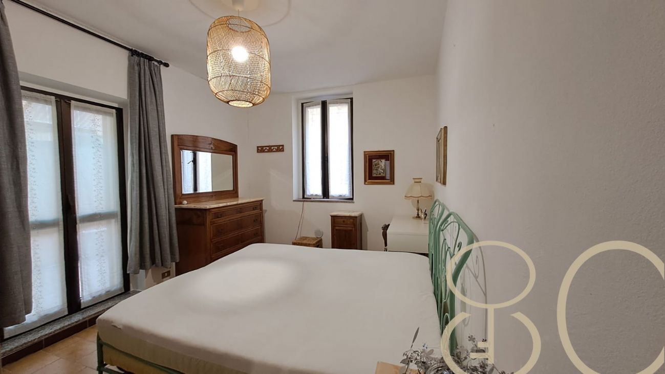 TRILOCALE CON TERRAZZO