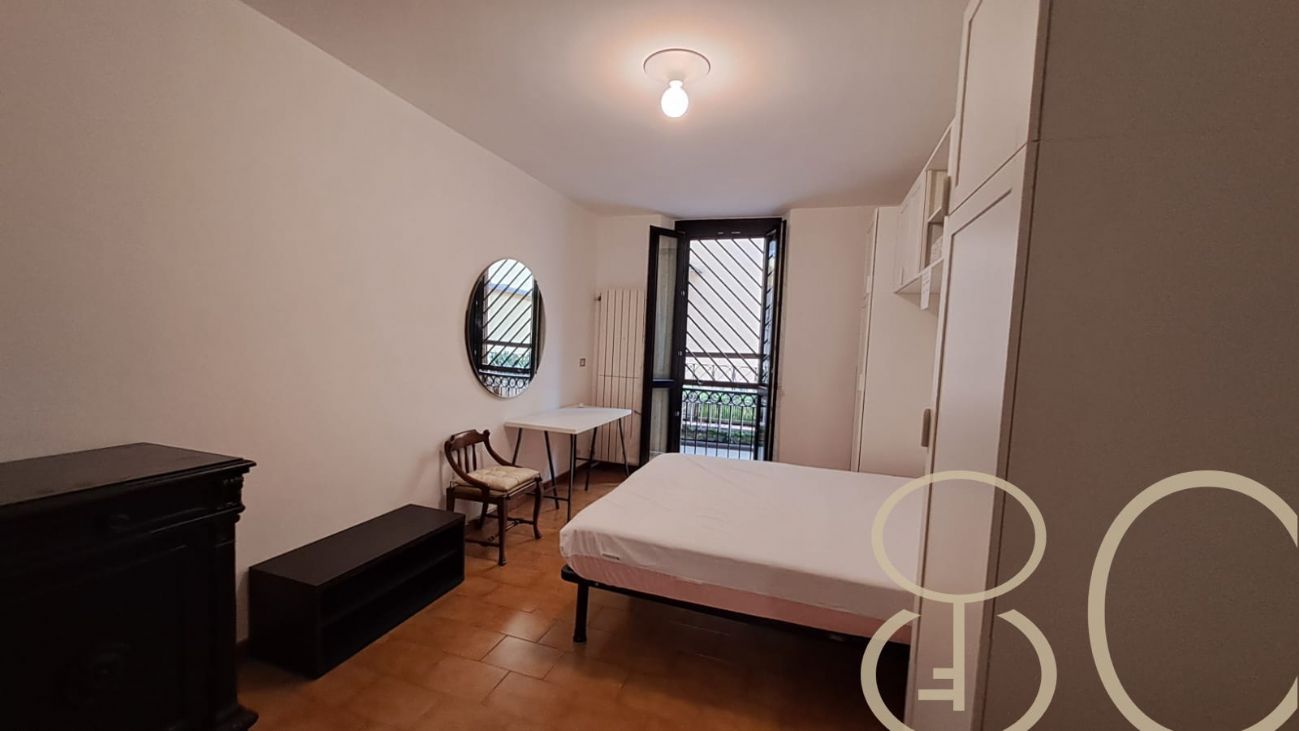 TRILOCALE CON TERRAZZO
