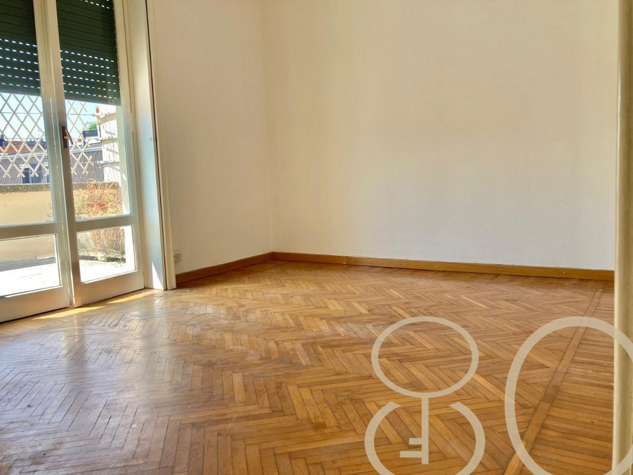 TRILOCALE CON TERRAZZO 