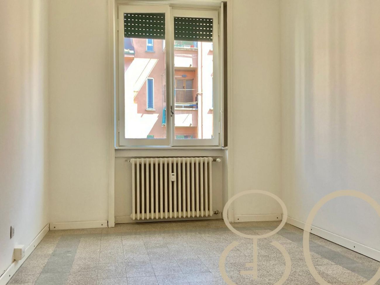 TRILOCALE CON TERRAZZO
