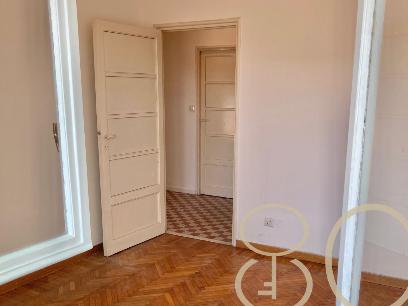 TRILOCALE CON TERRAZZO