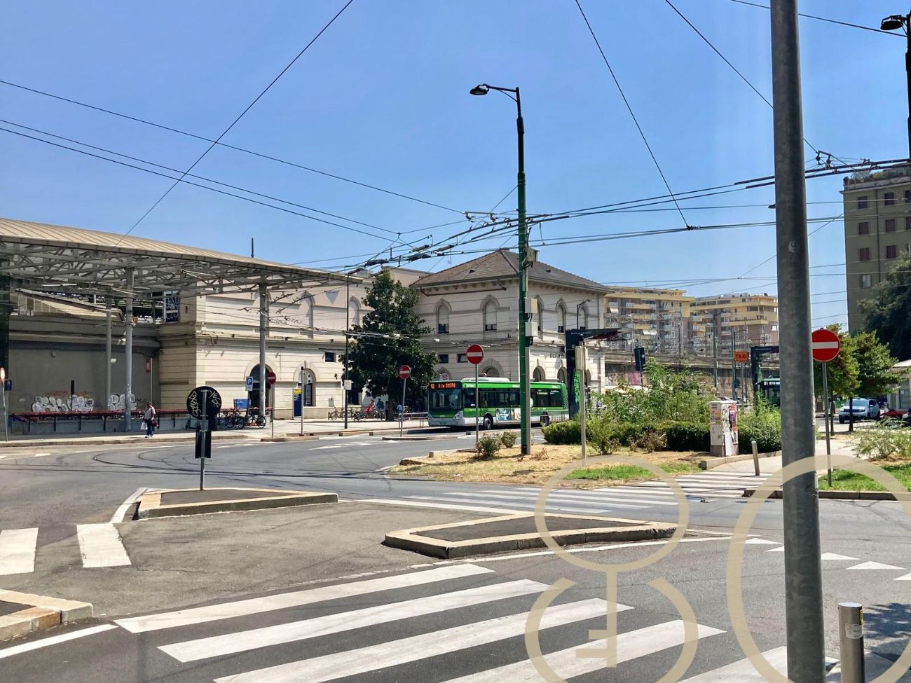 TRILOCALE CON TERRAZZO