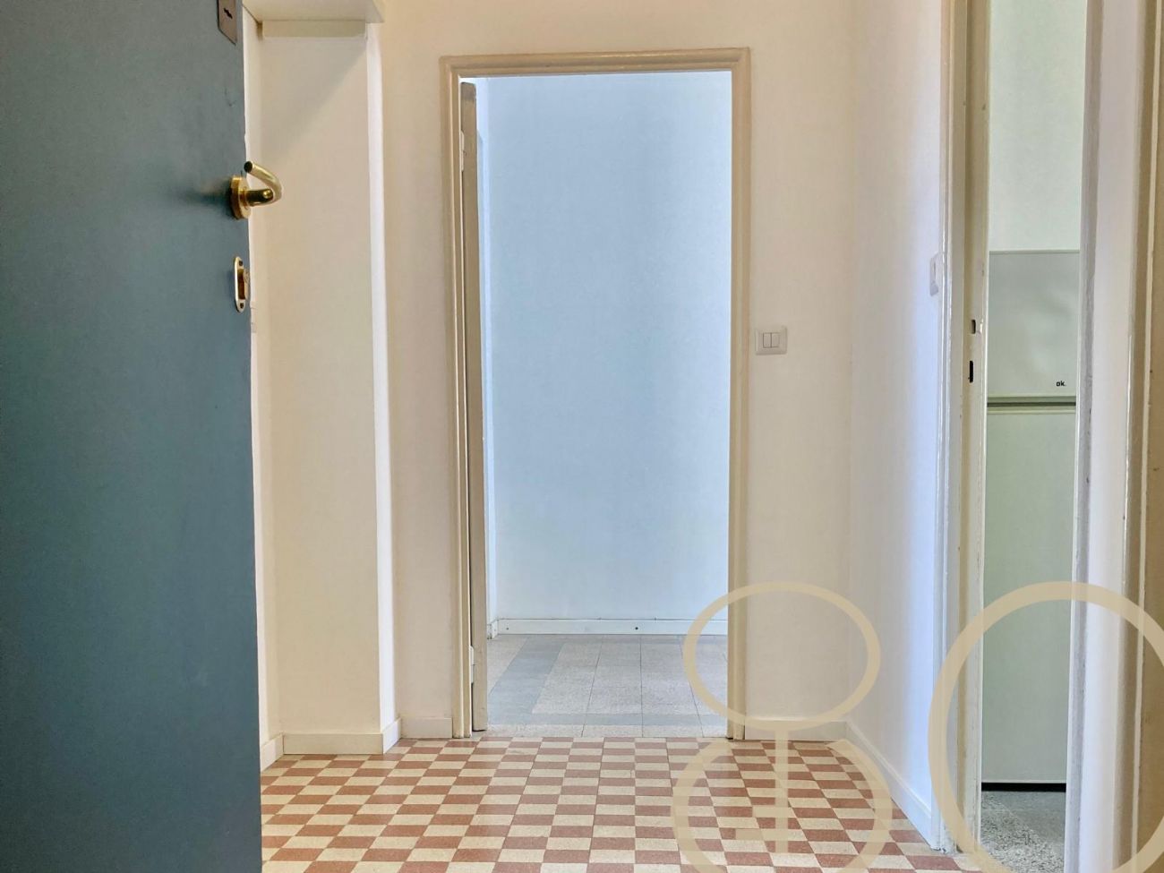 TRILOCALE CON TERRAZZO