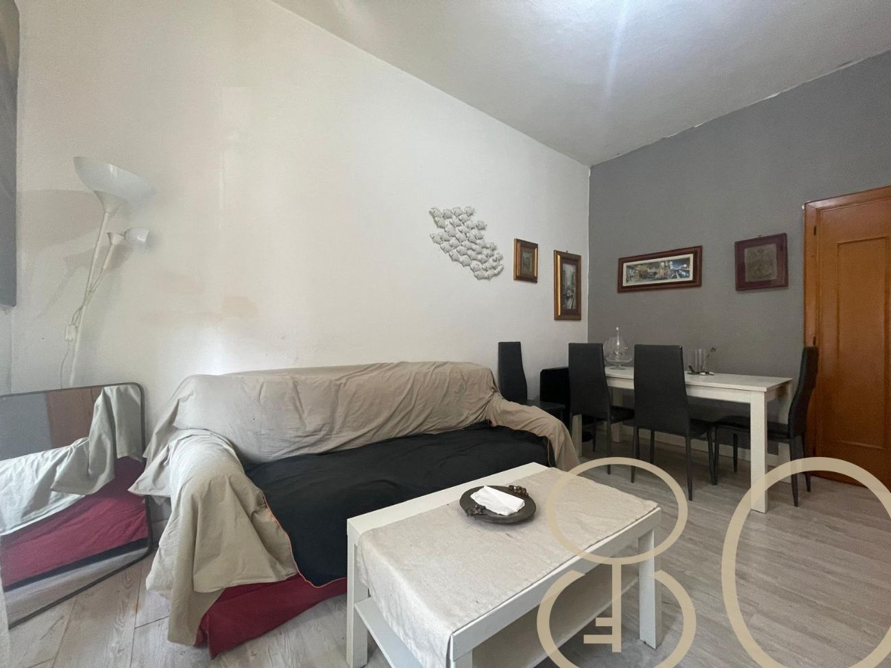 TRILOCALE CON BALCONE E AMPIA CANTINA DI PERTINENZA