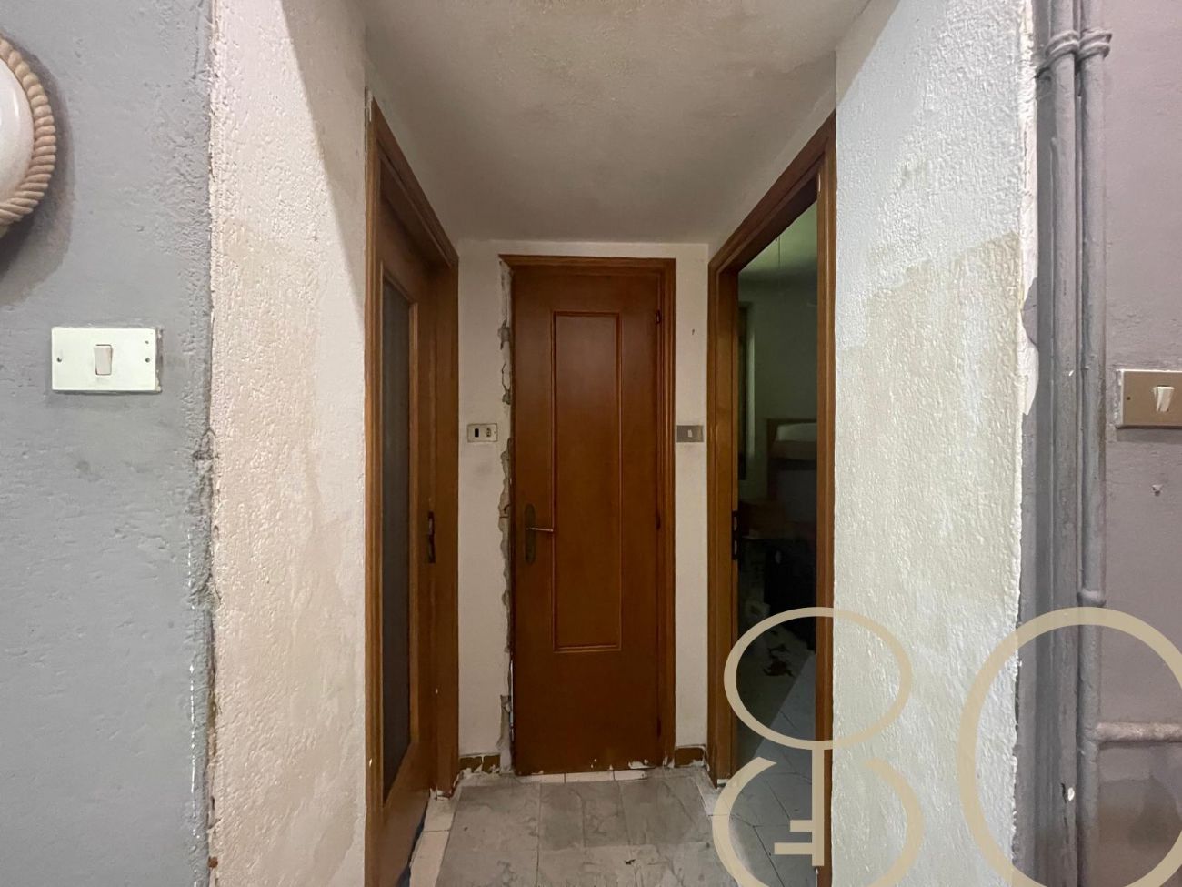 TRILOCALE CON BALCONE E AMPIA CANTINA DI PERTINENZA