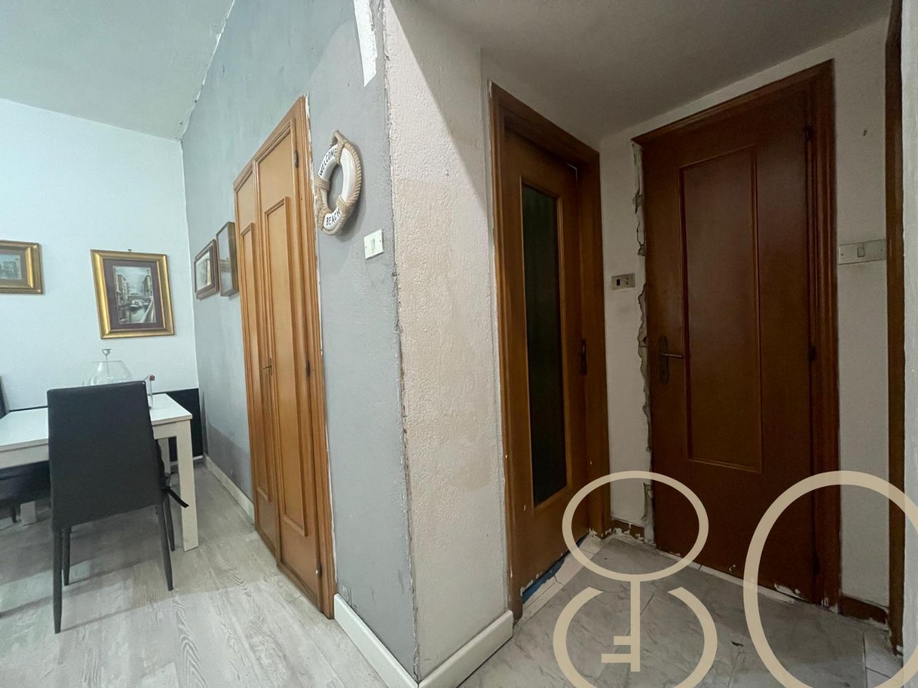 TRILOCALE CON BALCONE E AMPIA CANTINA DI PERTINENZA