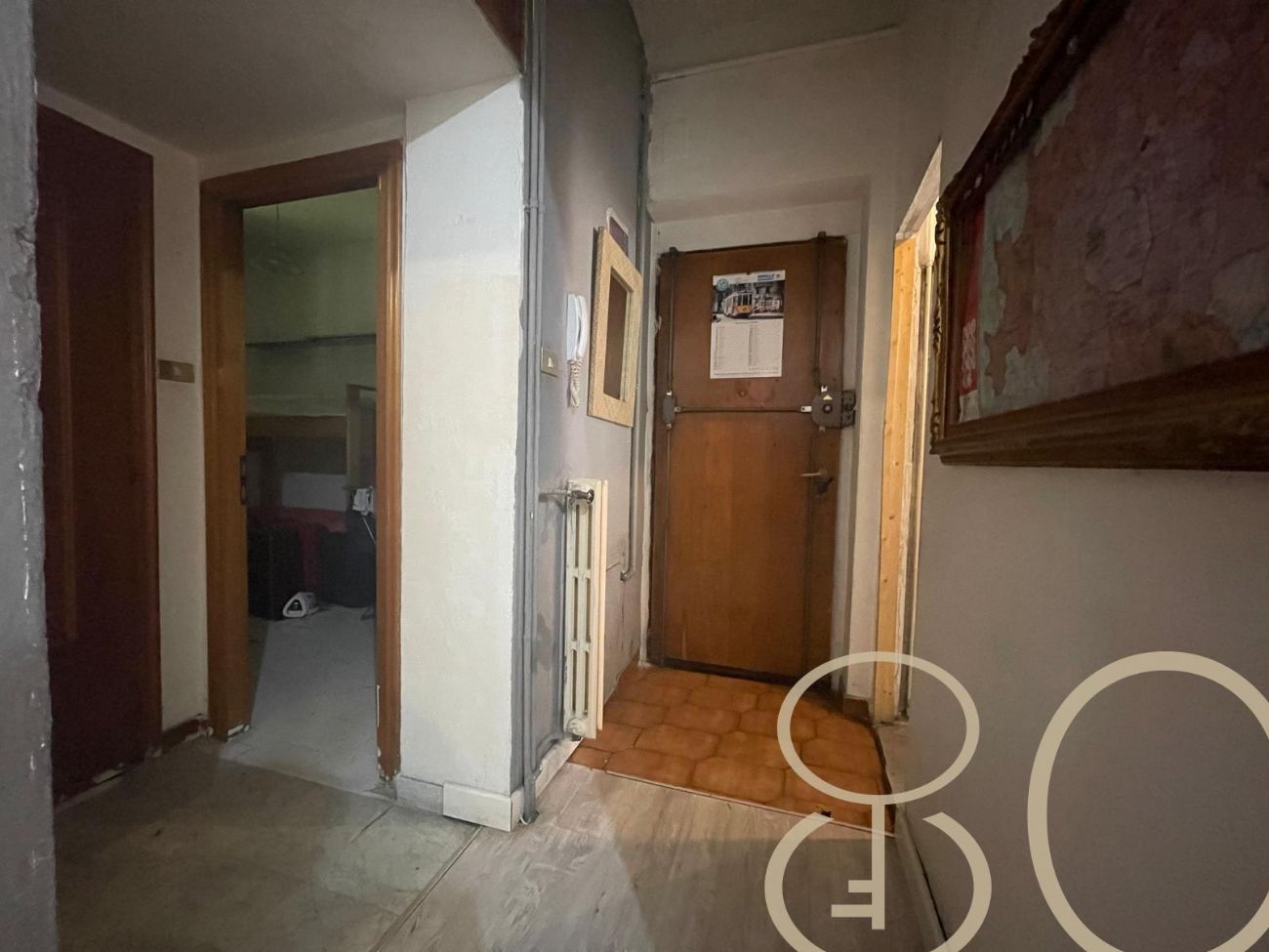 TRILOCALE CON BALCONE E AMPIA CANTINA DI PERTINENZA