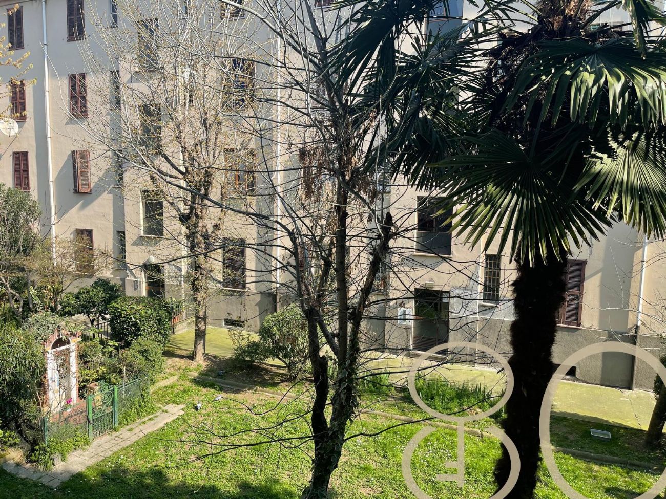 TRILOCALE CON BALCONE E AMPIA CANTINA DI PERTINENZA