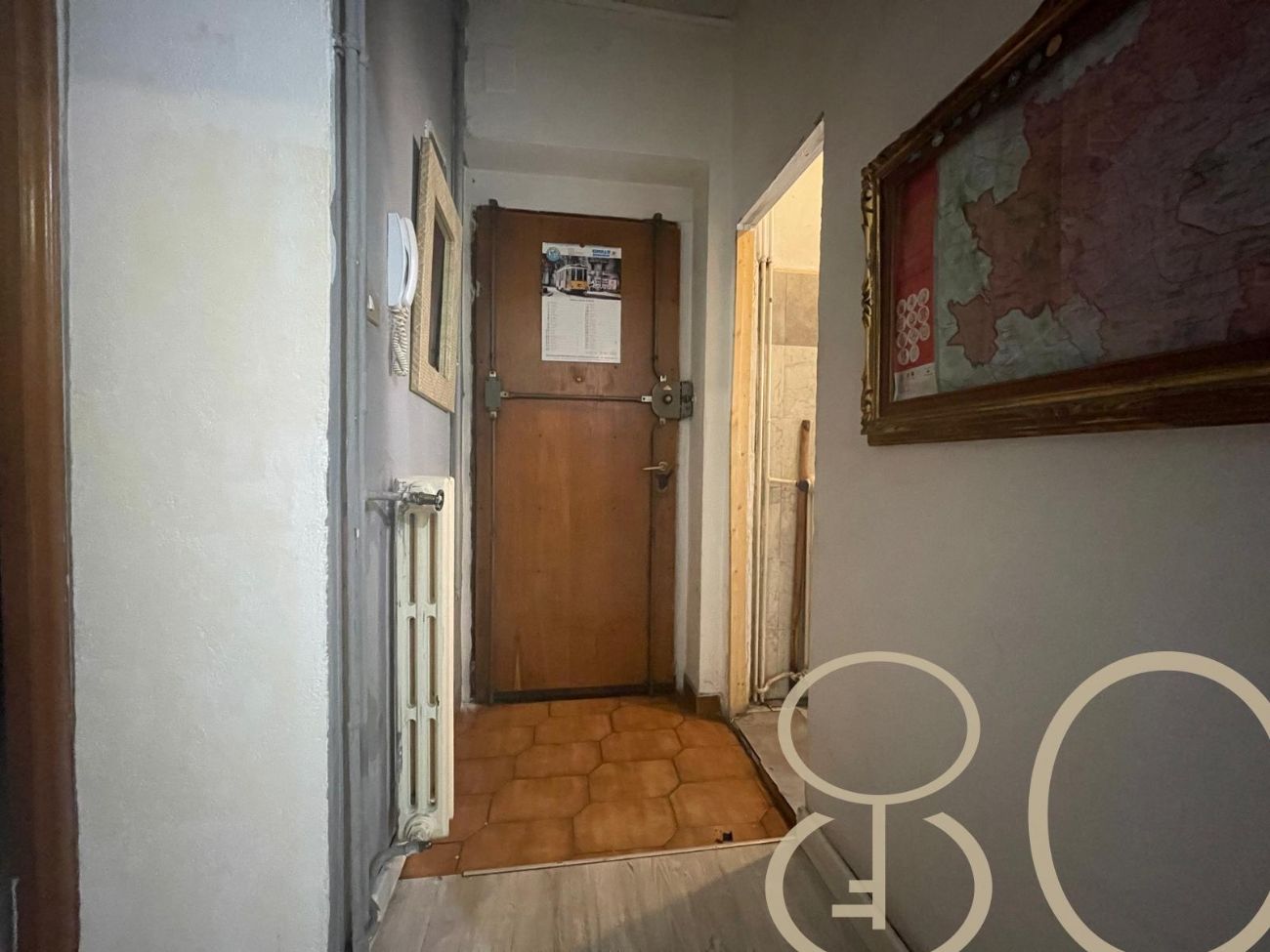 TRILOCALE CON BALCONE E AMPIA CANTINA DI PERTINENZA