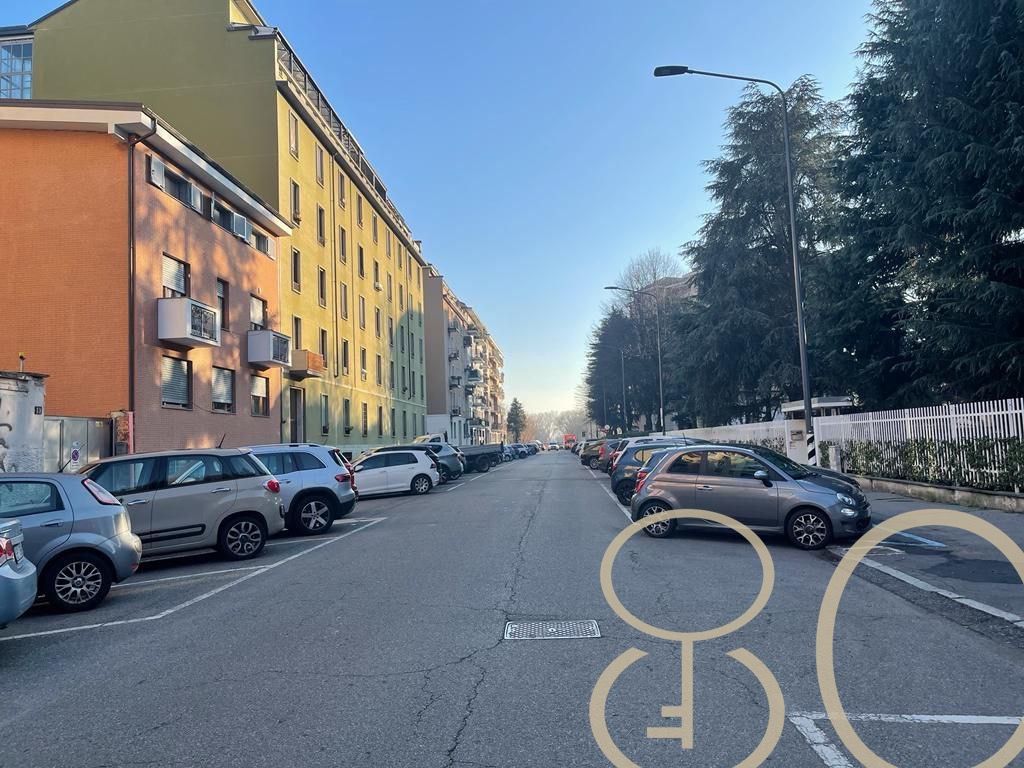 AMPIO BILOCALE RISTRUTTURATO