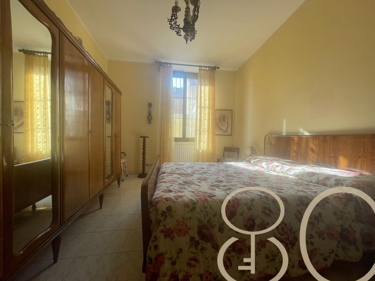 AMPIO TRILOCALE CON GIARDINO PRIVATO