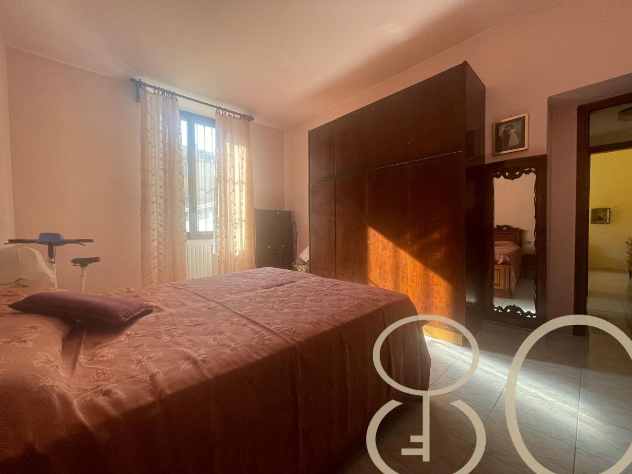 AMPIO TRILOCALE CON GIARDINO PRIVATO