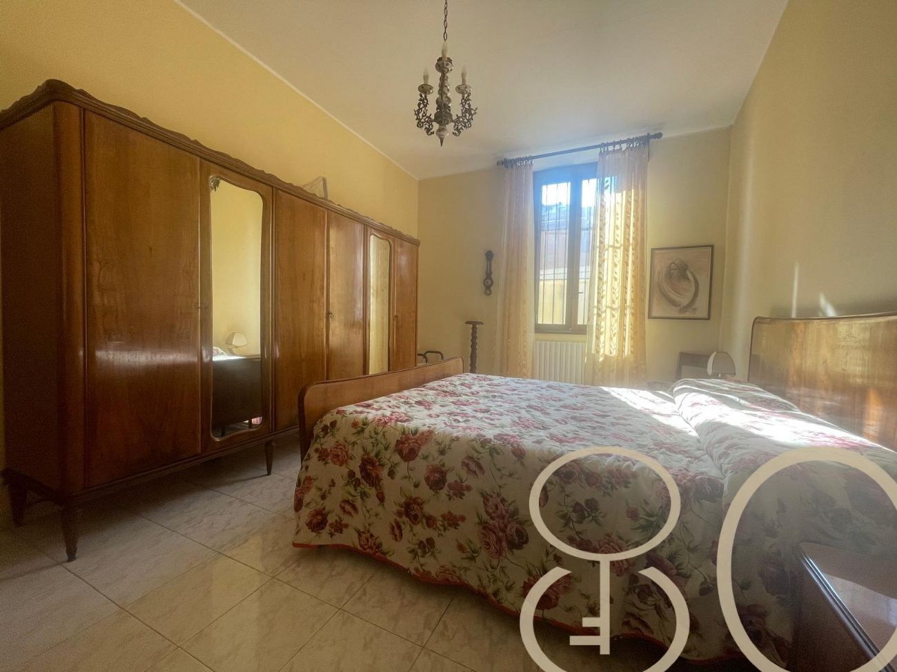 AMPIO TRILOCALE CON GIARDINO PRIVATO