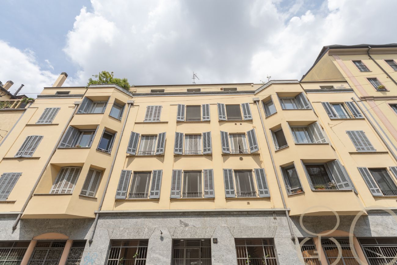 LOFT CON TRE CAMERE PATIO PRIVATO E BOX