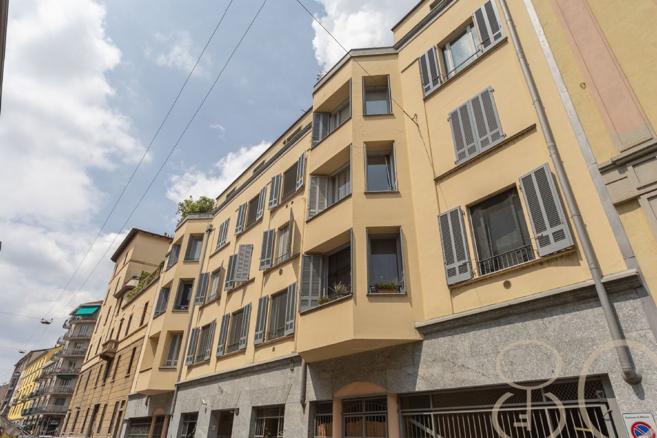 LOFT CON TRE CAMERE PATIO PRIVATO E BOX