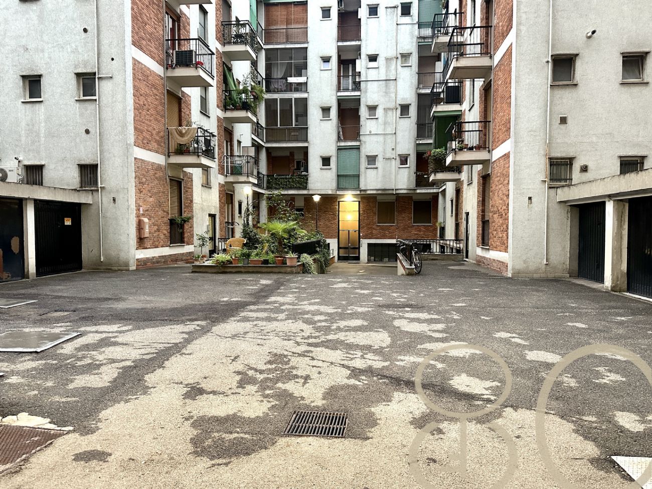 BILOCALE VIALE CERMENATE