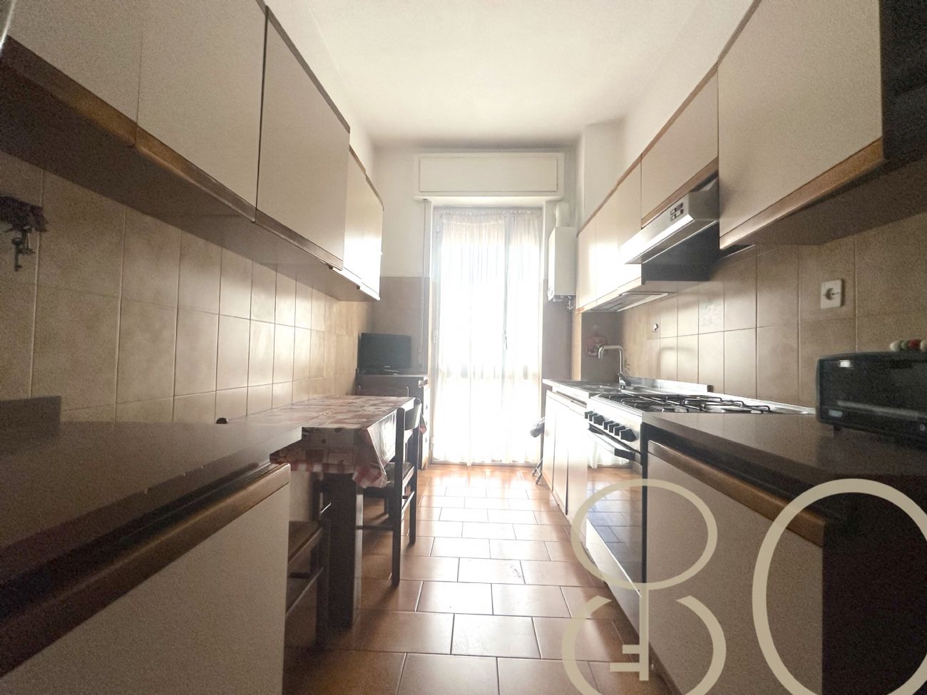 TRILOCALE CON DOPPIO BALCONE