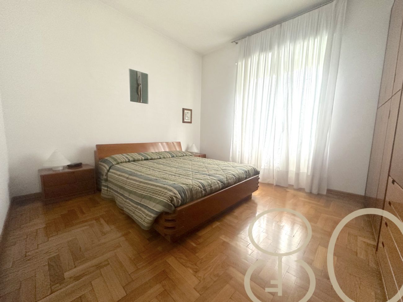 TRILOCALE CON DOPPIO BALCONE