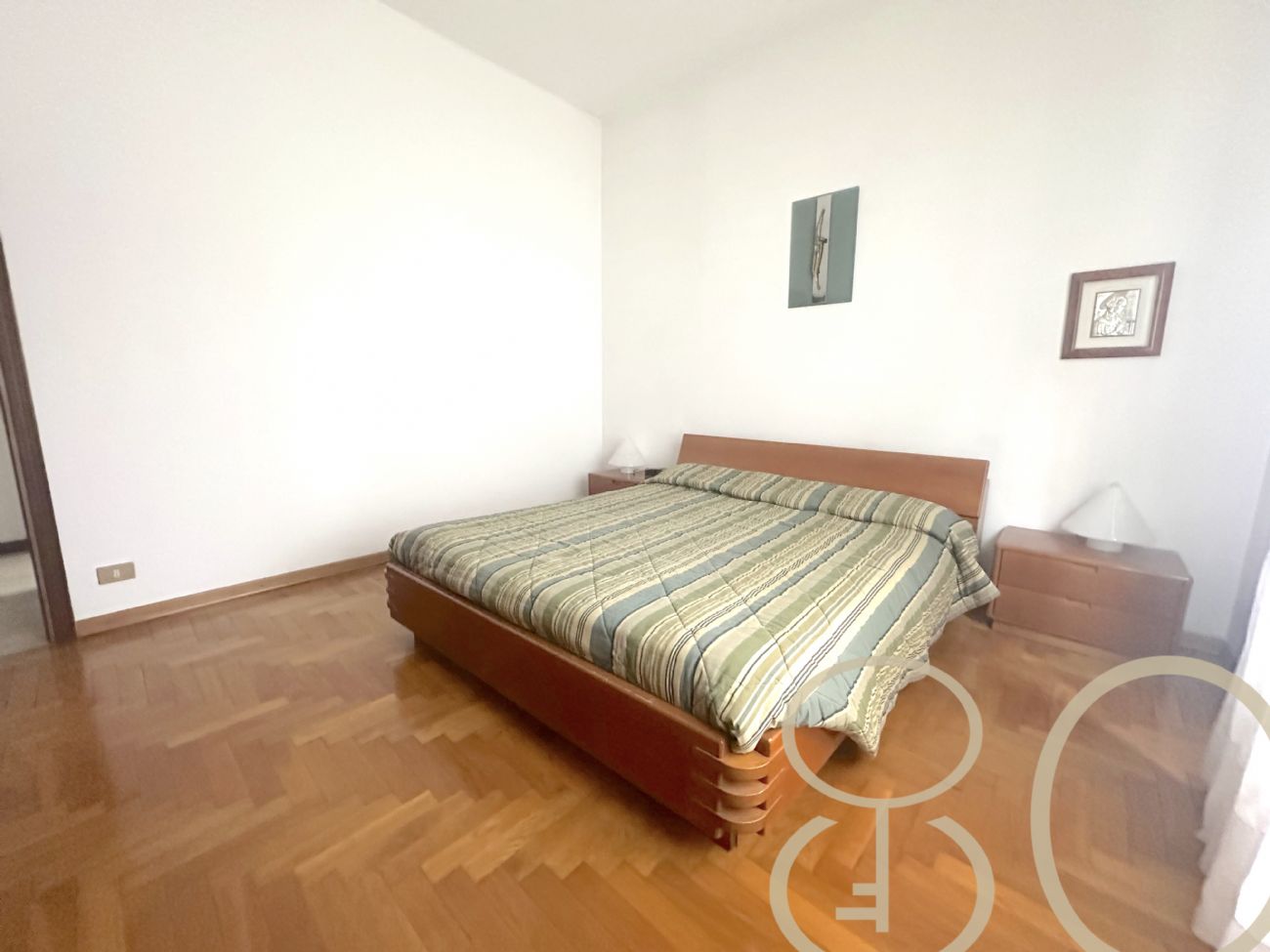 TRILOCALE CON DOPPIO BALCONE