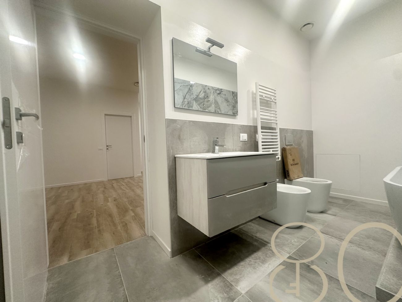 TRILOCALE CON TAVERNA