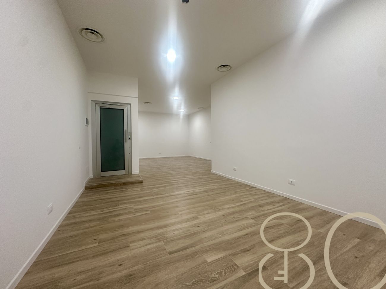 TRILOCALE CON TAVERNA