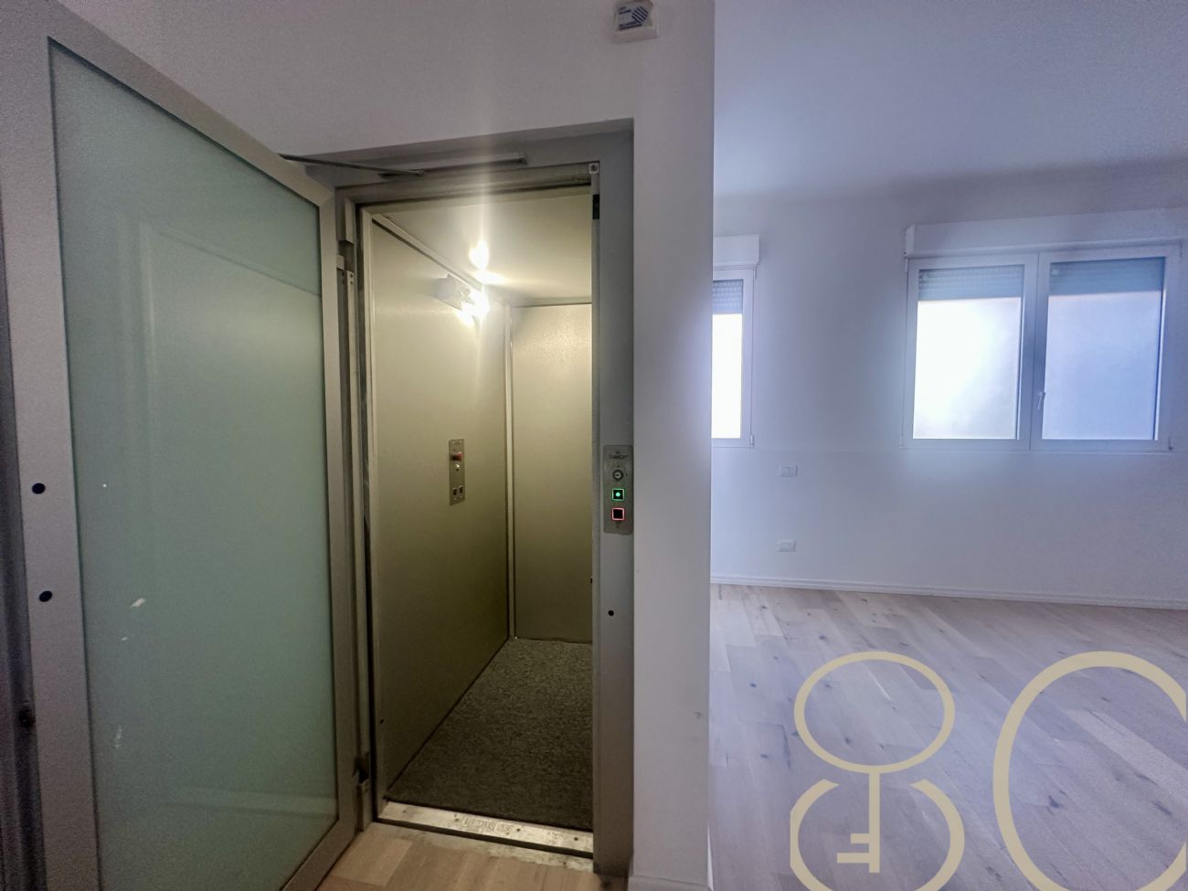 TRILOCALE CON TAVERNA