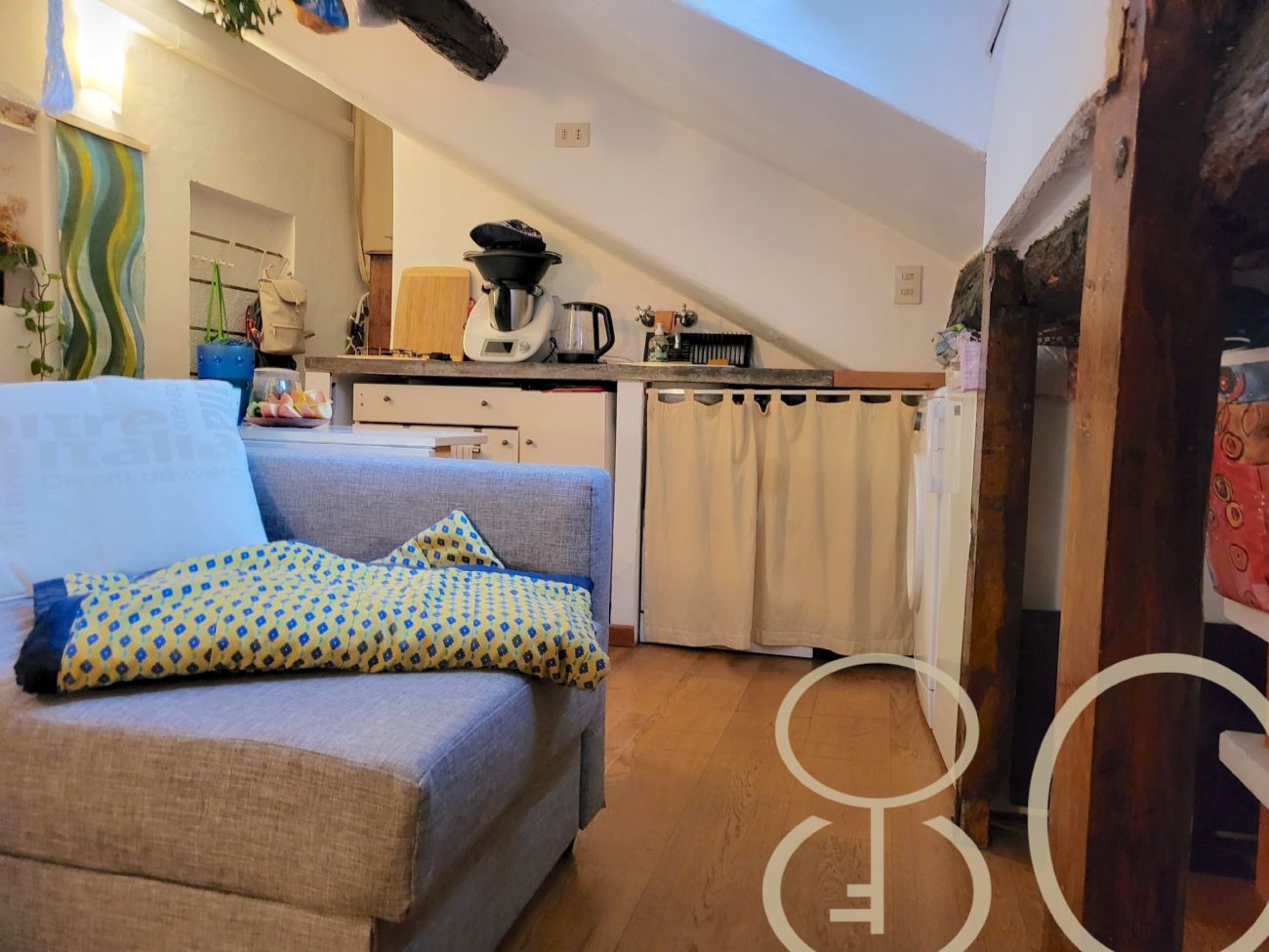 MANSARDA IN STABILE D'EPOCA