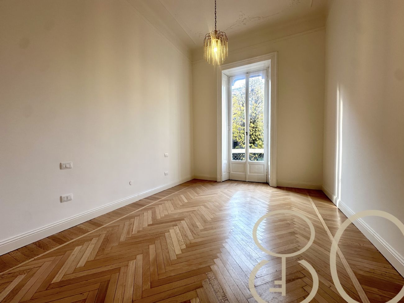 TRILOCALE RESTAURATO BOSCOVICH 