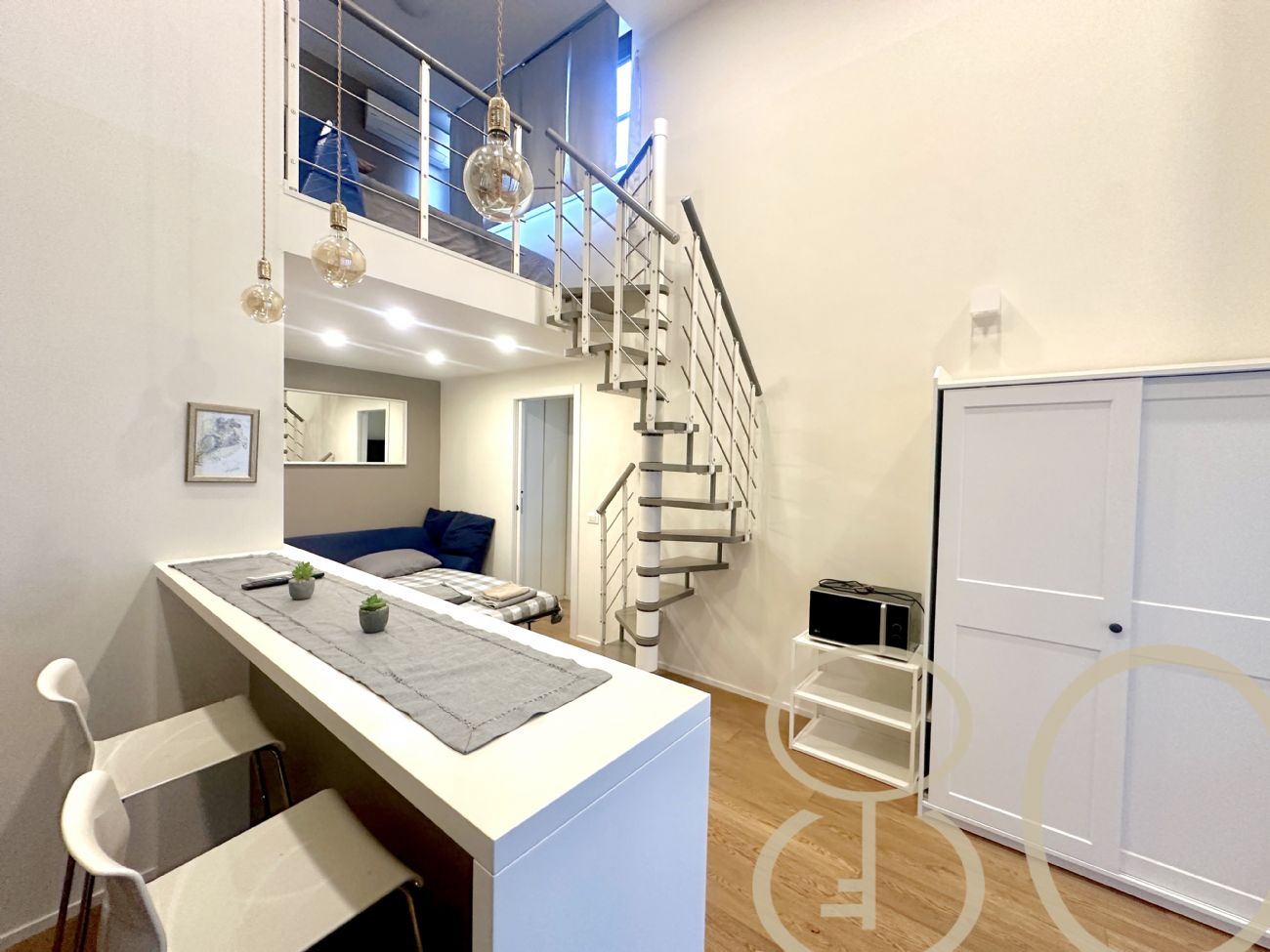 LOFT BOCCONI VIA CUSTODI