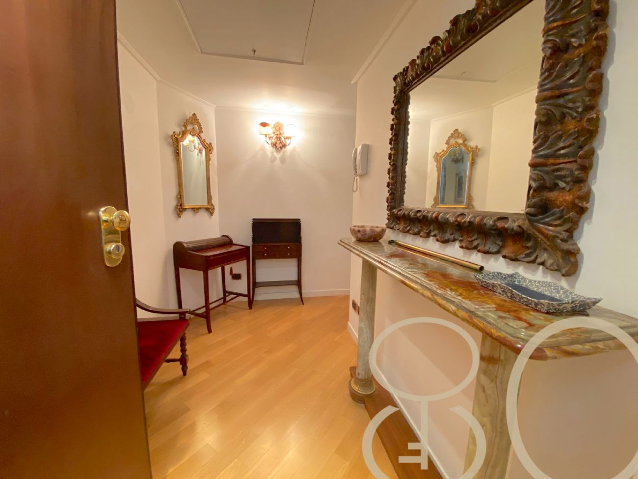 BILOCALE IN CENTRO DUOMO