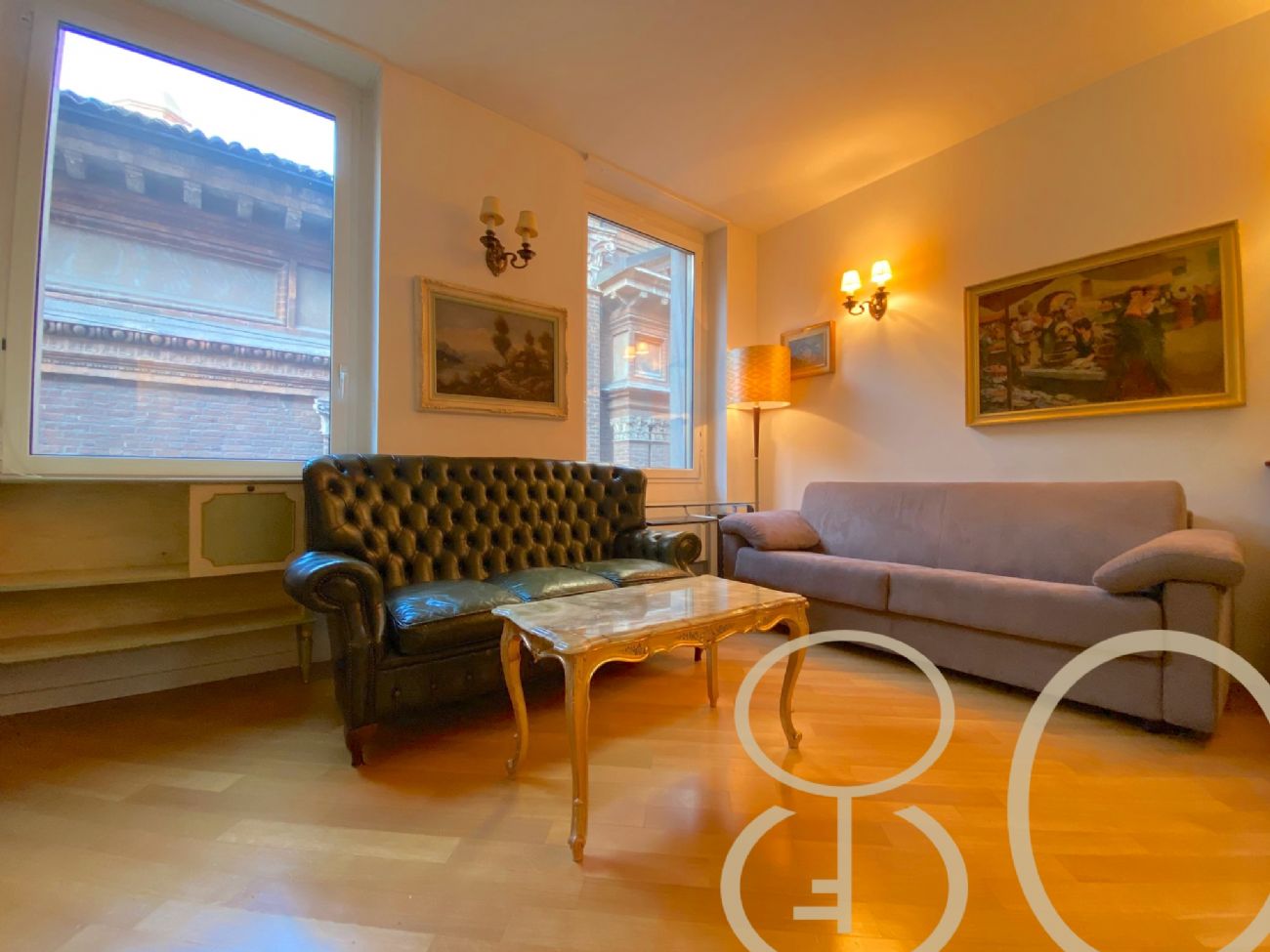 BILOCALE IN CENTRO DUOMO