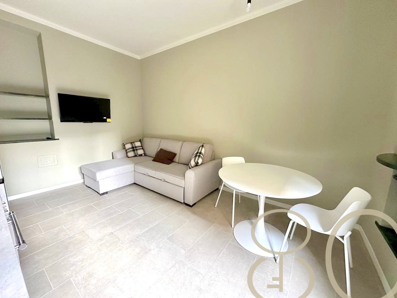 BILOCALE COMPLETAMENTE RISTRUTTURATO