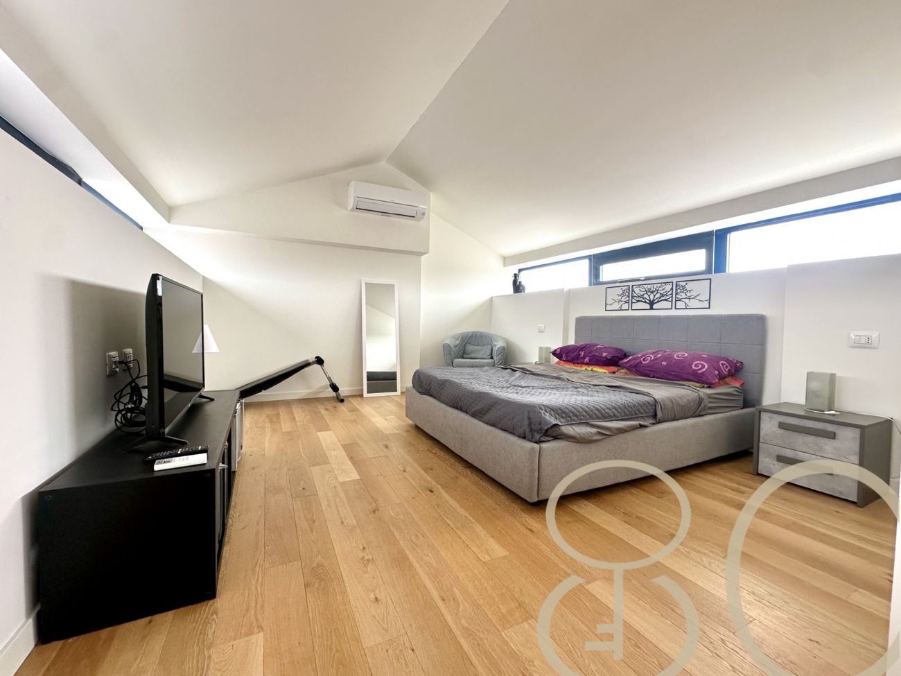 BILOCALE CON TERRAZZO