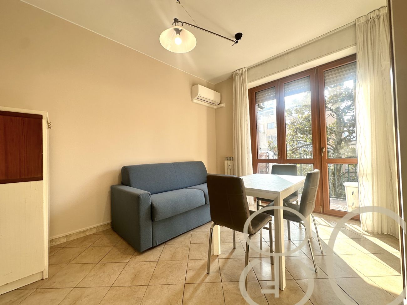 MONOLOCALE GENTILINO