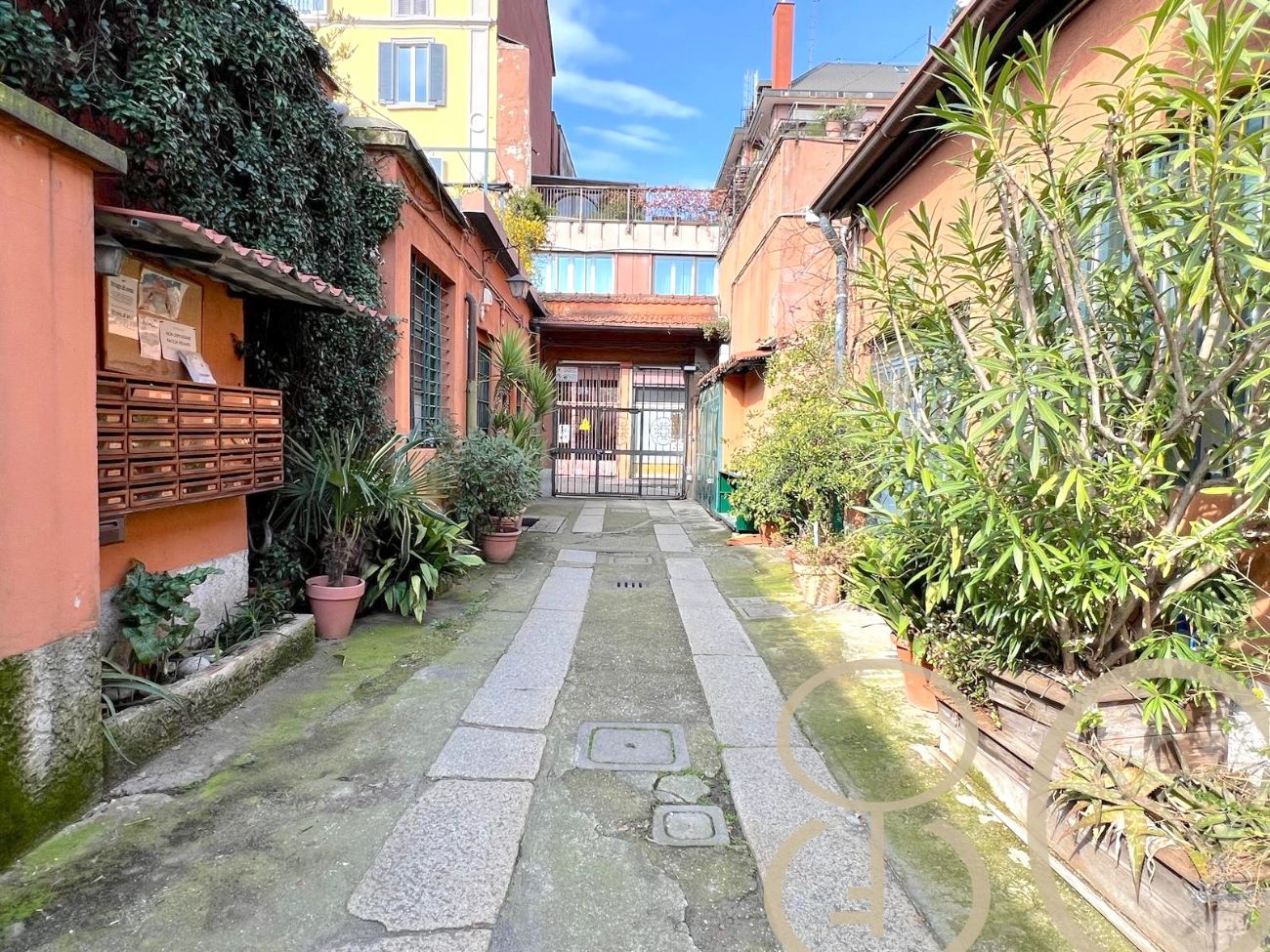 TRILOCALE PORTA GENOVA