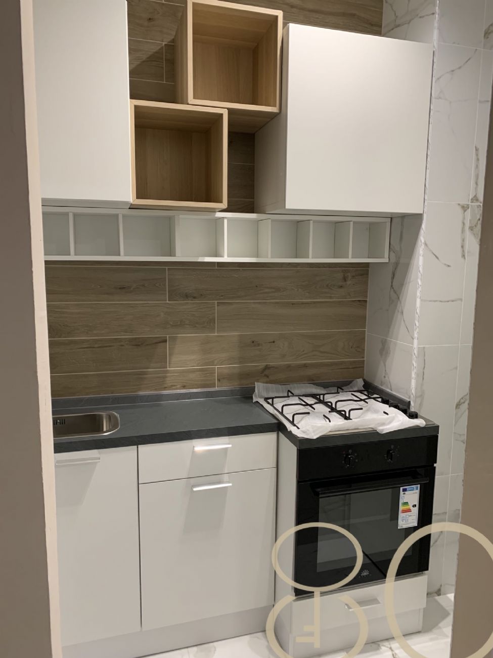 BILOCALE RISTRUTTURATO CON BALCONE