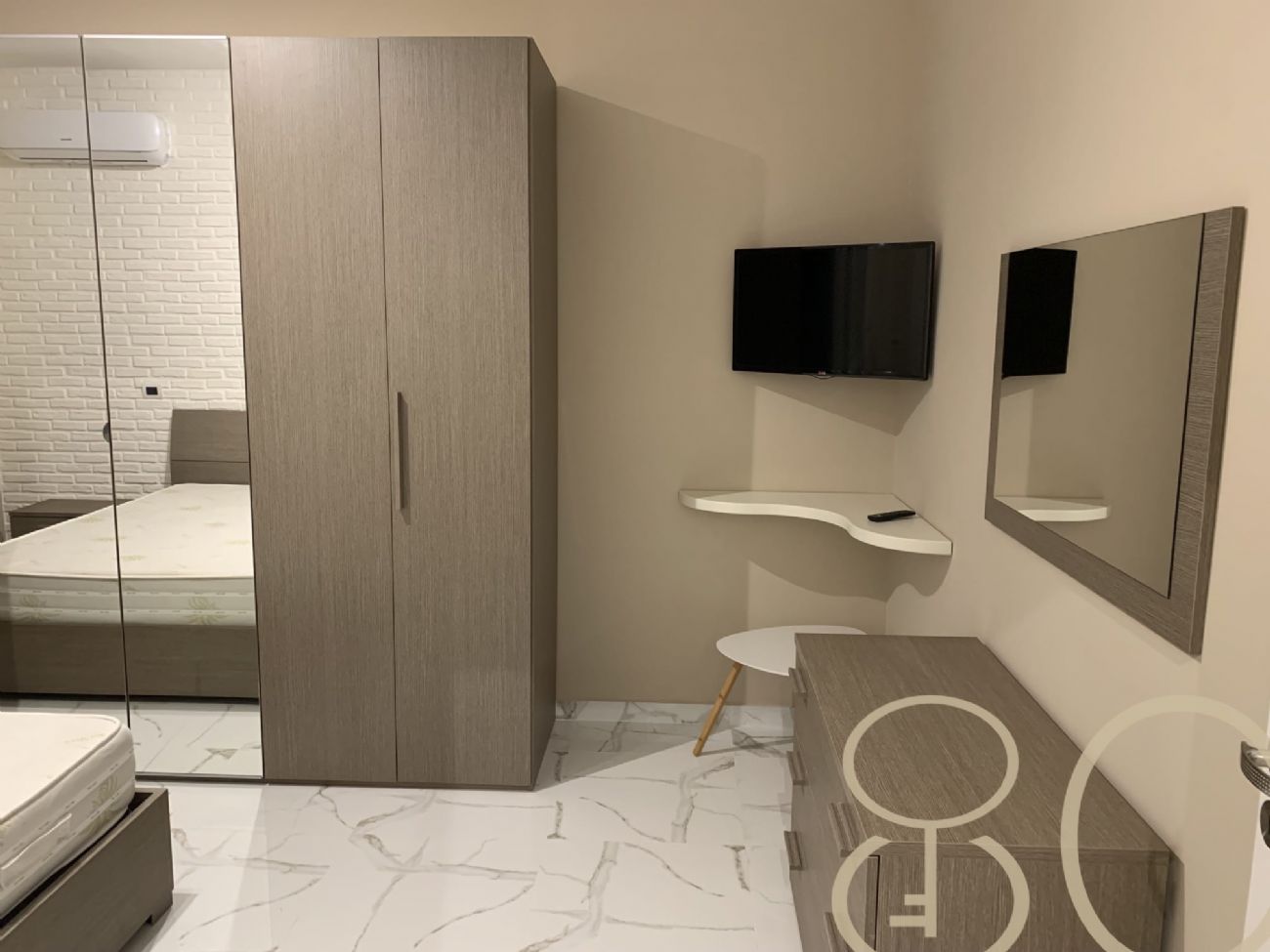 BILOCALE RISTRUTTURATO CON BALCONE