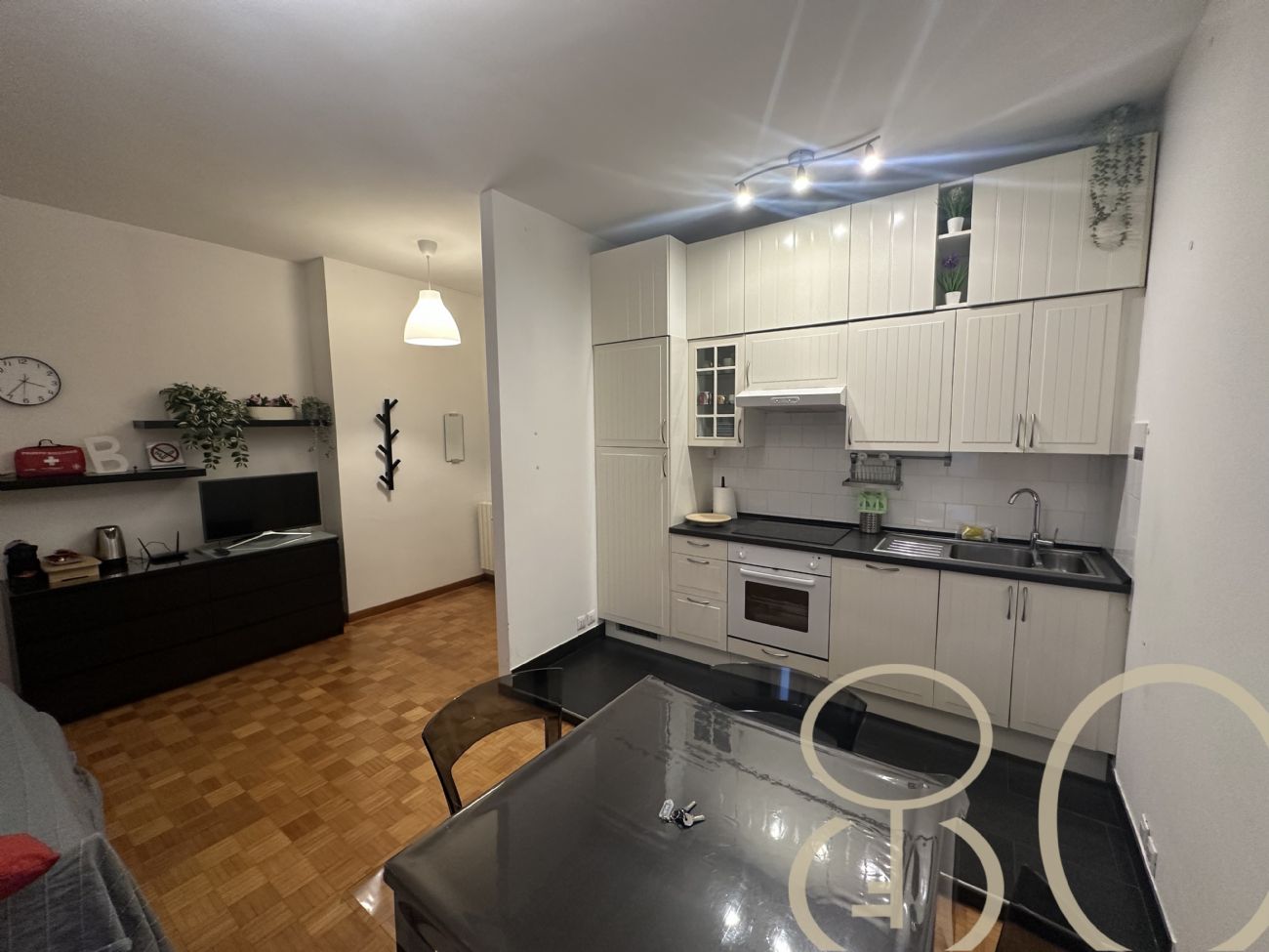 BILOCALE RISTRUTTURATO CON BALCONE