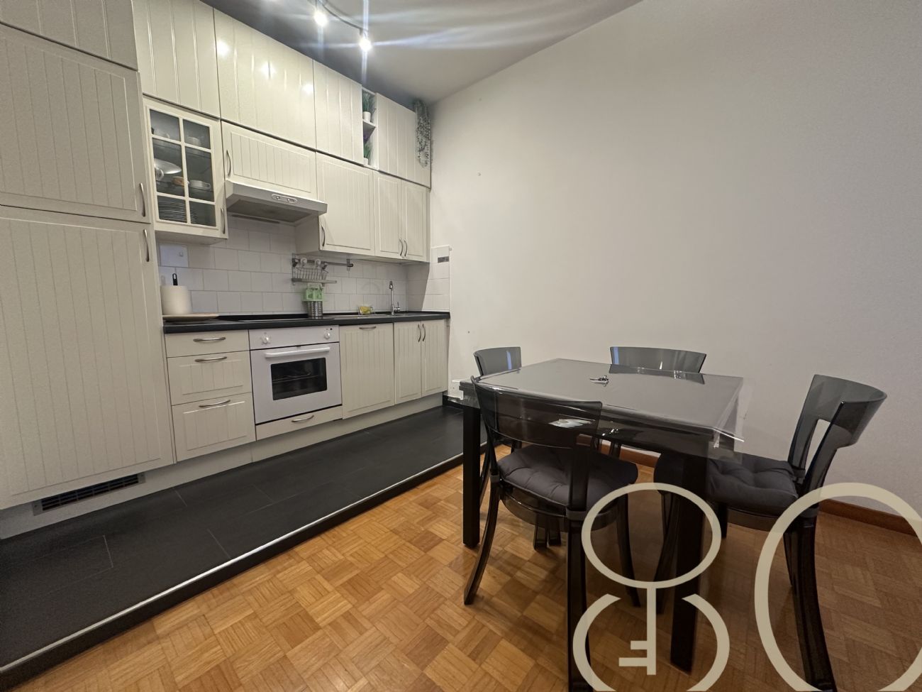 BILOCALE RISTRUTTURATO CON BALCONE