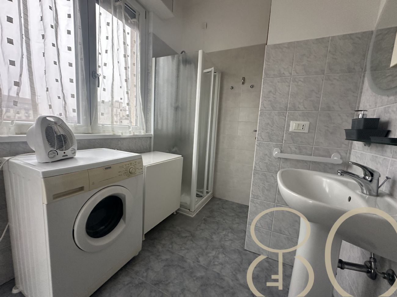 BILOCALE RISTRUTTURATO CON BALCONE