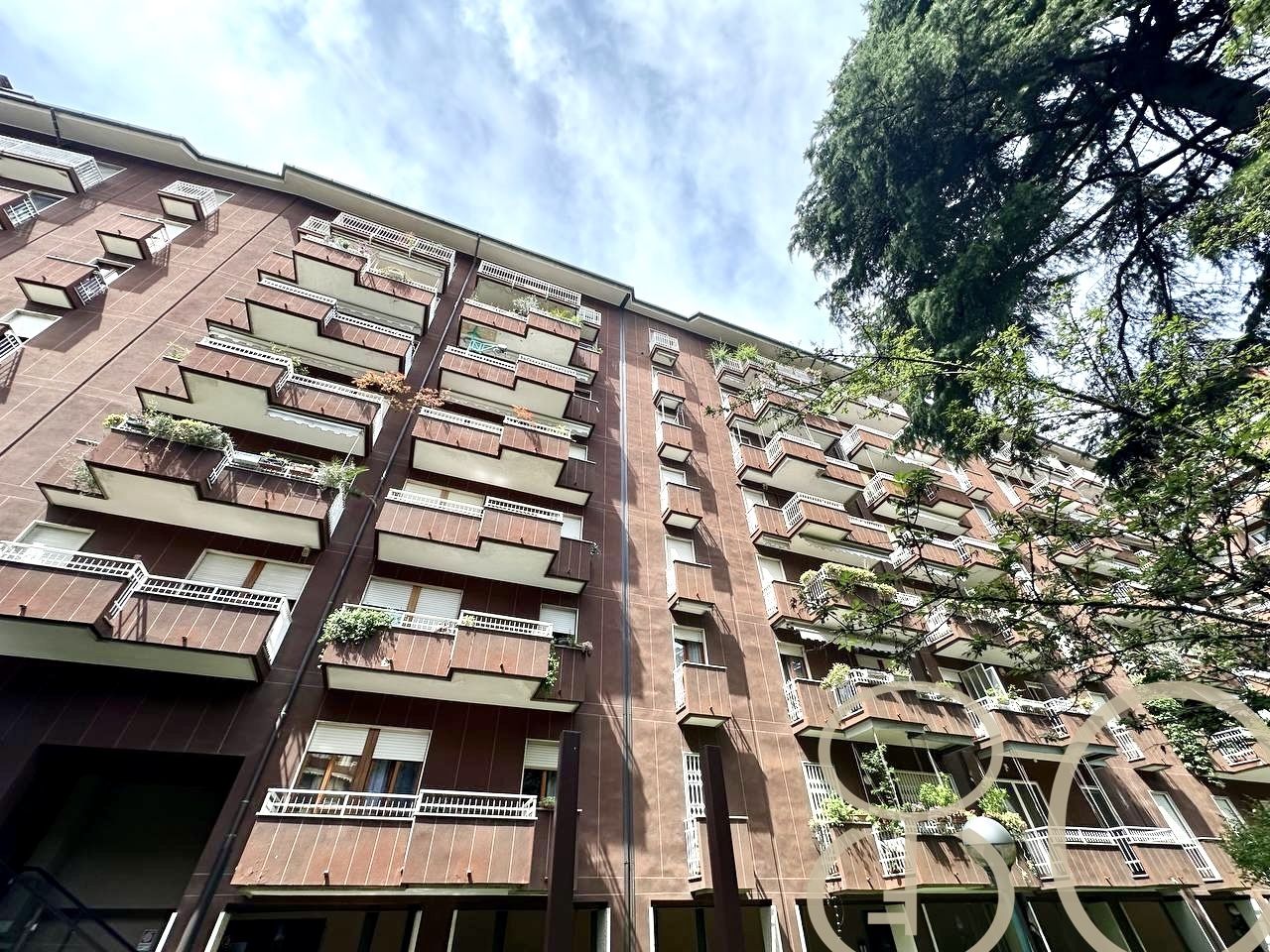 TRILOCALE CON PISCINA CONDOMINIALE