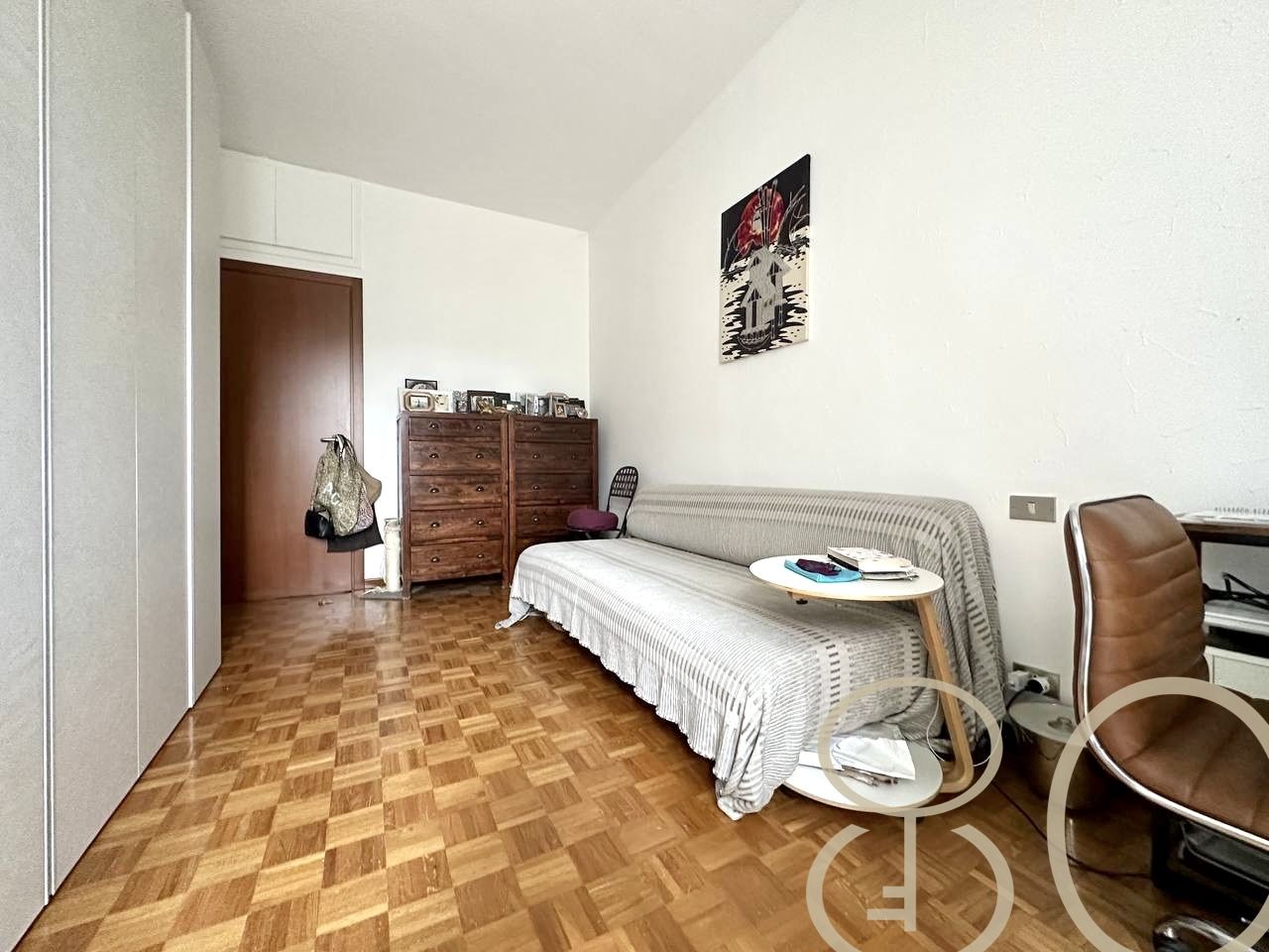TRILOCALE CON PISCINA CONDOMINIALE