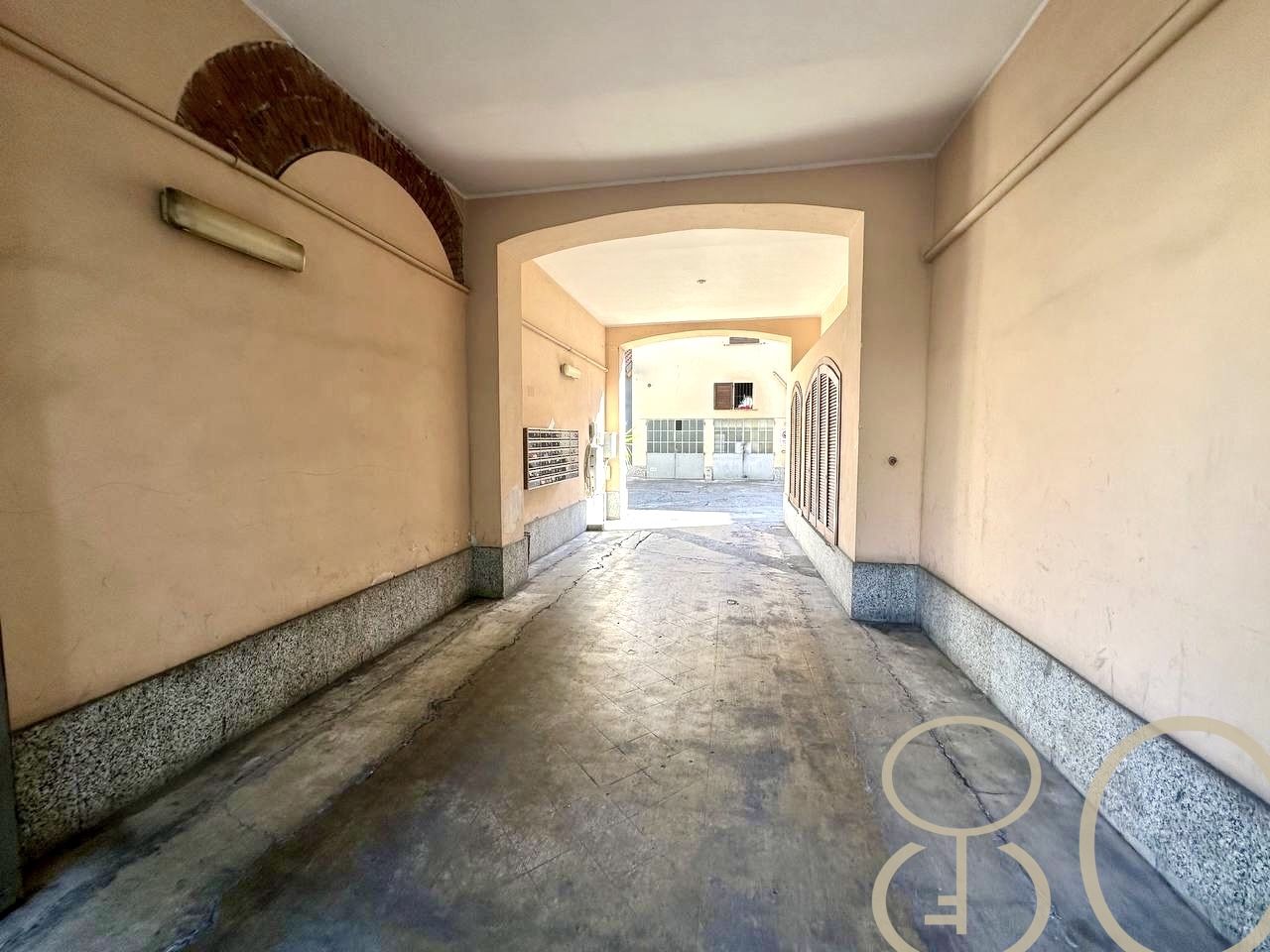 BILOCALE RISTRUTTURATO E ARREDATO
