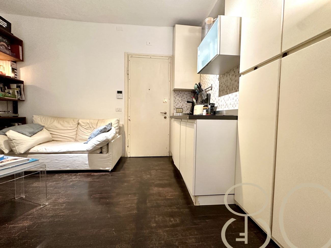 AMPIO MONOLOCALE ALESSI 1