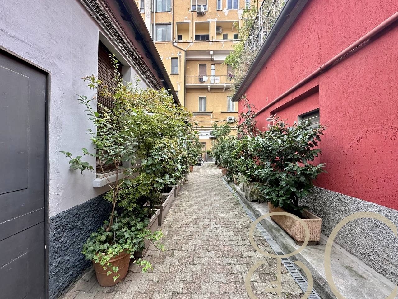 LOFT VIA MEDA 58